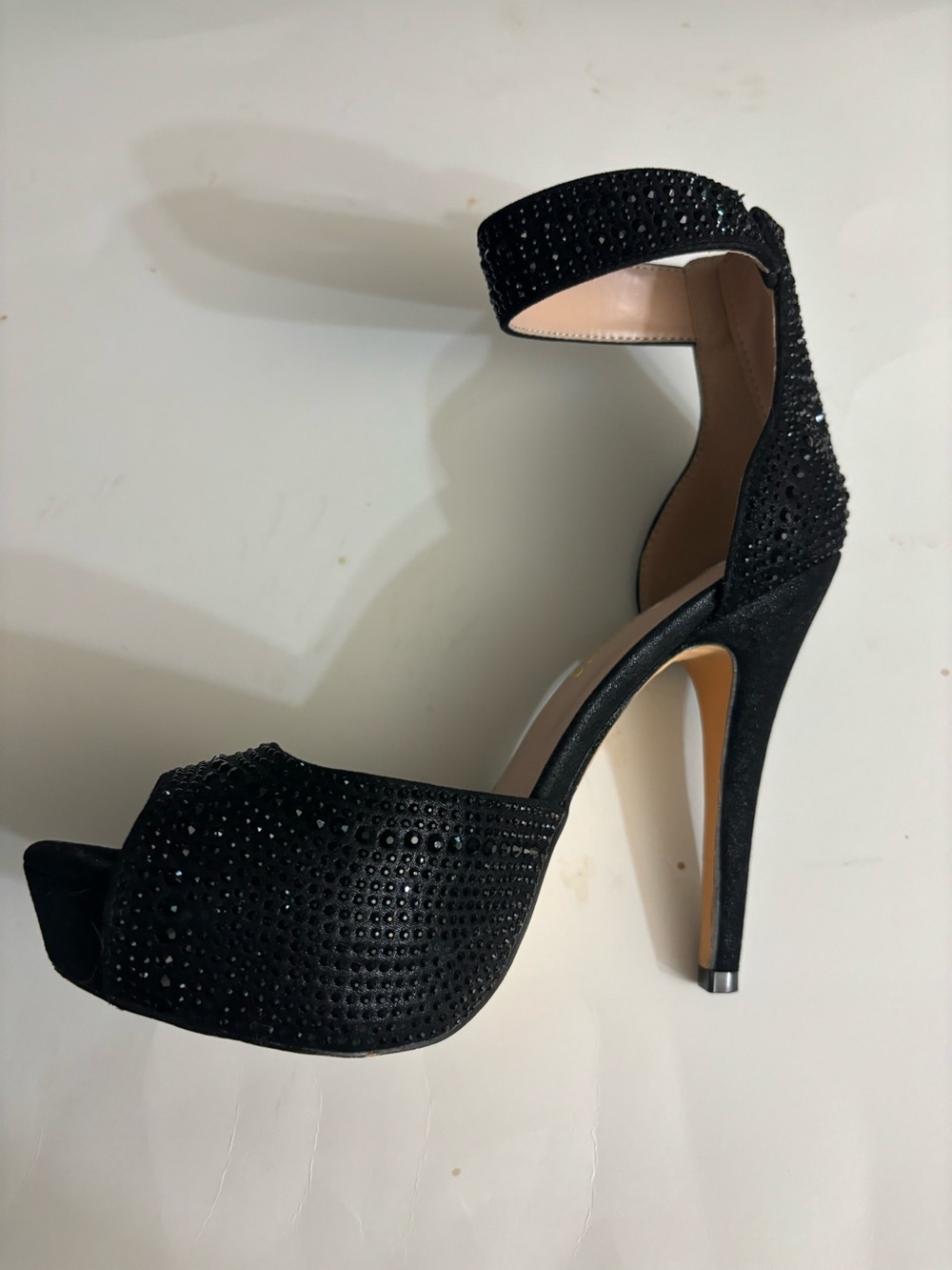 Dream Pairs Black Crystal Embellished Ankle Strap 5” High Heel Sandals Size 8.5